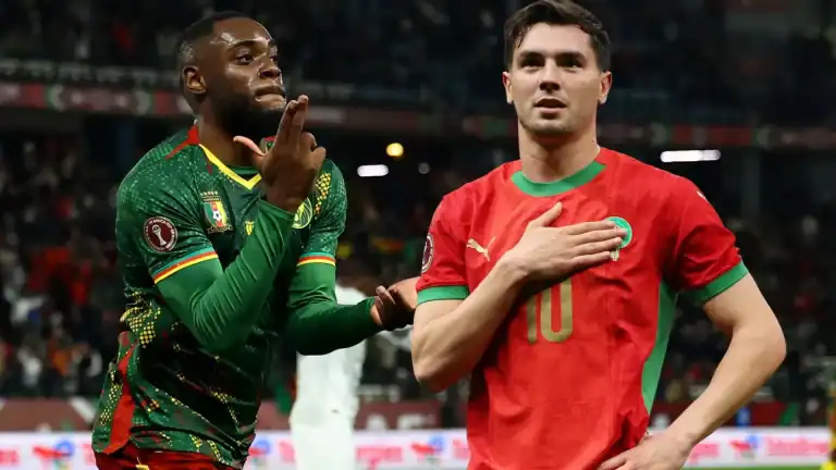 كأس الأمم الأفريقية 2025: المغرب في نصف النهائي بعد غياب 22 عامًا… وربع نهائي سبقته أجواء “الحسابات والحماس” كأس الأمم الأفريقية 2025: المغرب في نصف النهائي بعد غياب 22 عامًا… وربع نهائي سبقته أجواء “الحسابات والحماس”