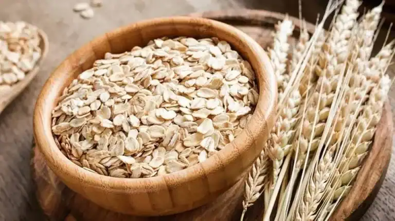 الشوفان يحمي الكبد من الداخل.. ألياف صغيرة قد تقلل الدهون الضارة والالتهاب الشوفان يحمي الكبد من الداخل.. ألياف صغيرة قد تقلل الدهون الضارة والالتهاب